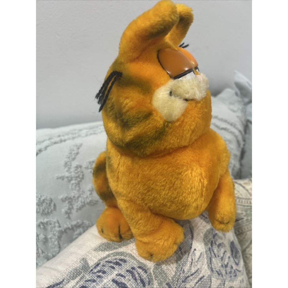 Vintage Dakin Garfield Sitting The Cat Plush Toy Stuffed Animal 1981 13in - Picture 3 of 16